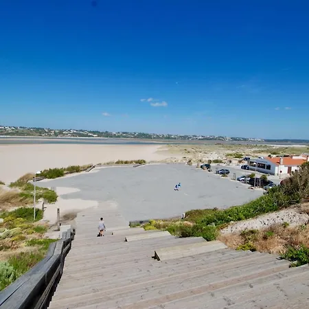 Casa Do Remo - Charming House For 4 Guests Only 350 Metres From Obidos Lagoon Nadadouro