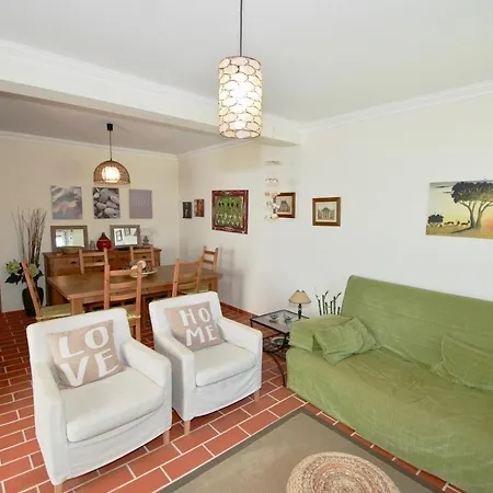 Сasa de vacaciones Casa Do Remo - Charming House For 4 Guests Only 350 Metres From Obidos Lagoon Nadadouro